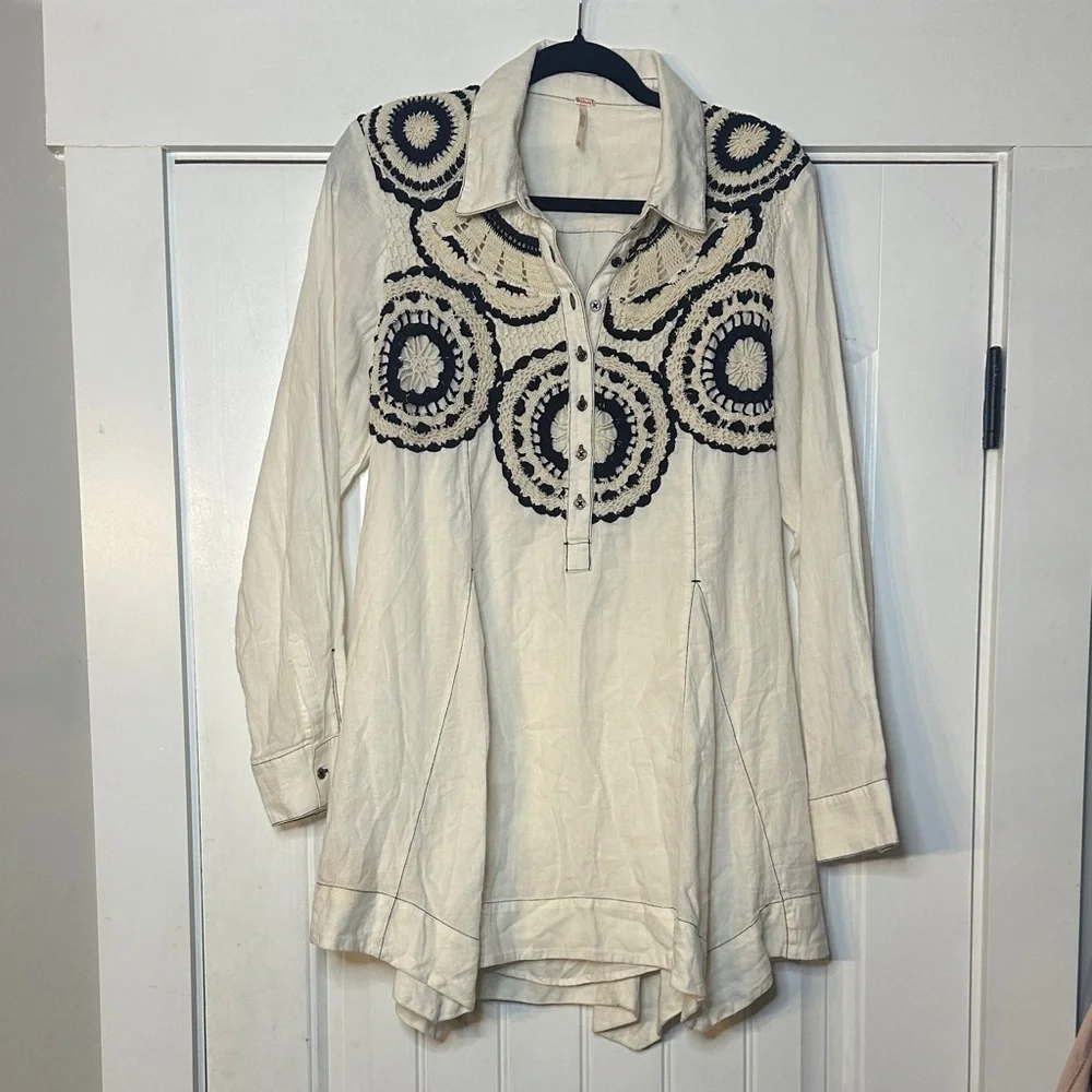 Free People RARE Size Medium Cream and‎ Black Embroidered Tunic Dress